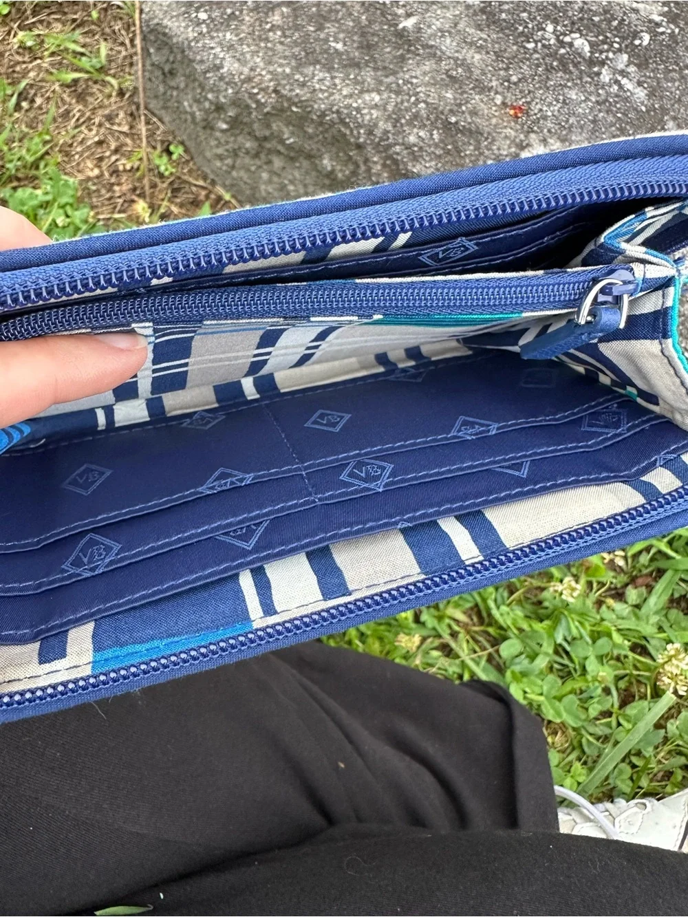 Vera Bradley Retired Santiago Wallet